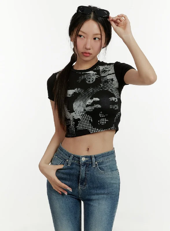 Graphic Crop Top CY409