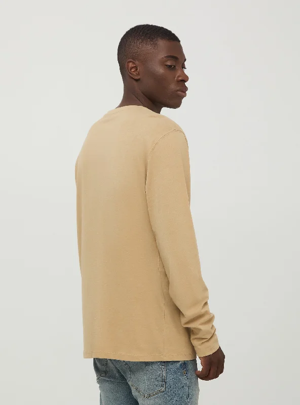 Man's Long-sleeved T-shirt